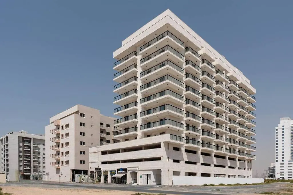 Luxury 1Br With Balcony - Pool Apartment Dubai