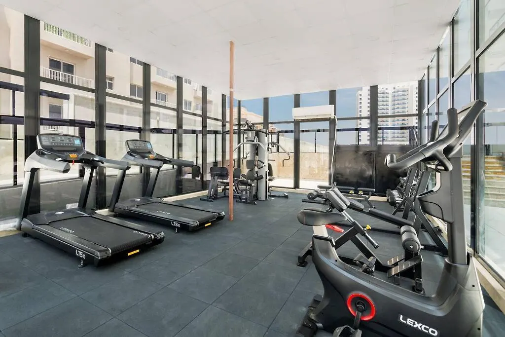 Luxury 1Br With Balcony - Pool Apartment Dubai 0*,  United Arab Emirates