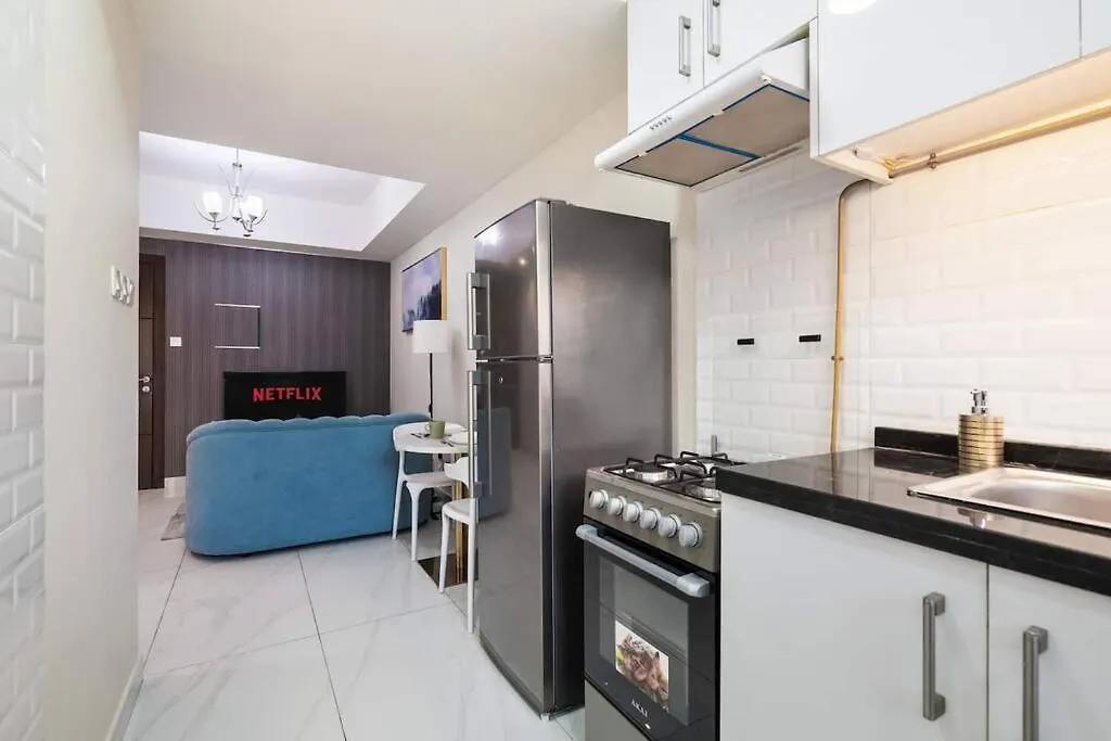 Luxury 1Br With Balcony - Pool Apartment Dubai